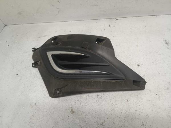 PARECHOC GRILLE PRISE D'AIR DROIT HYUNDAI - Vue 1